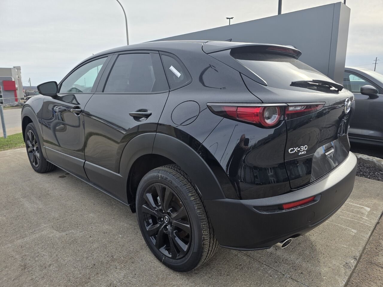 Mazda CX-30 2026 Noir de jais mica Donnacona - photo #2