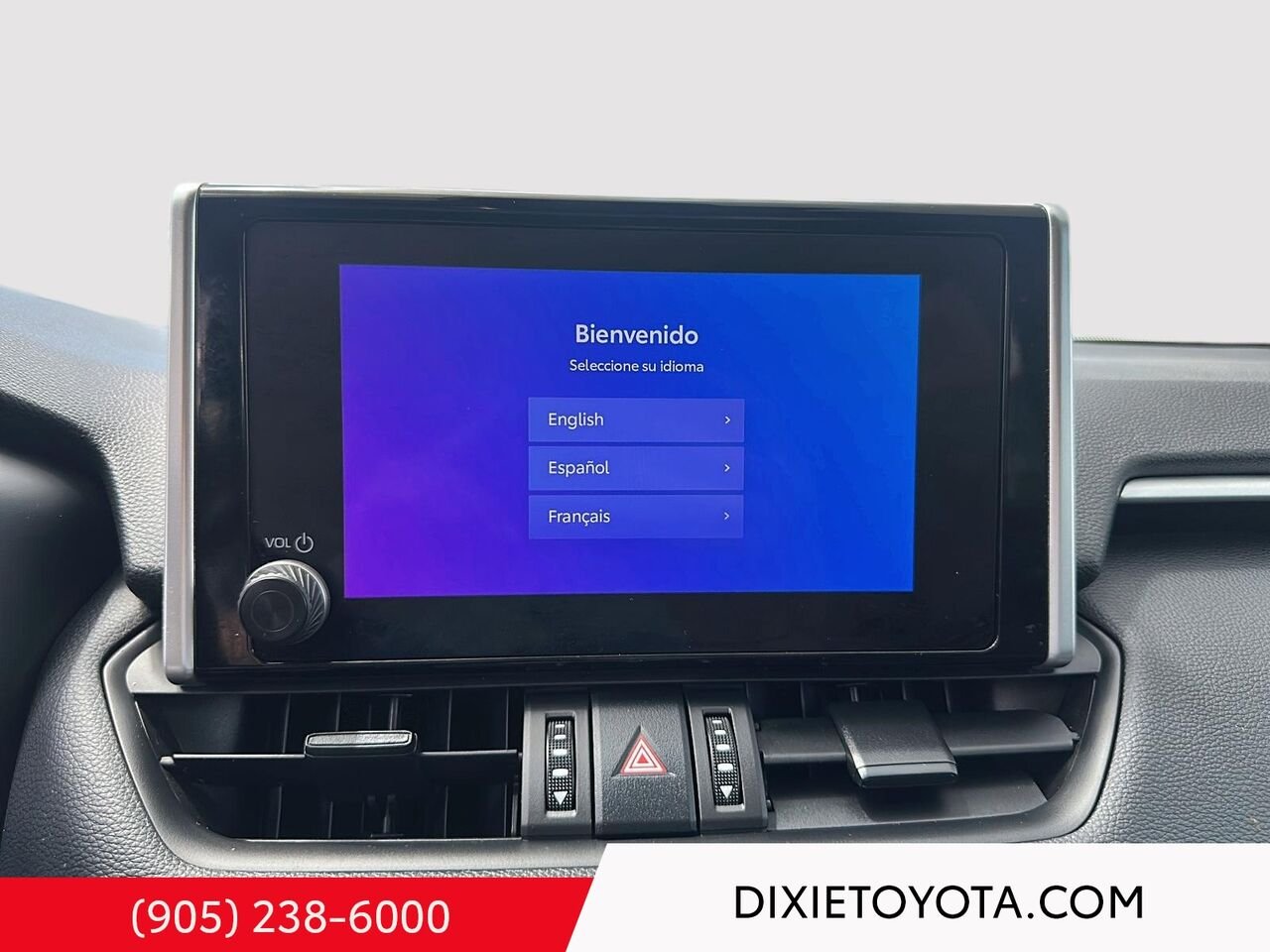 2024 Toyota RAV4 TRAIL AWD / HEATED SEATS / LEATHER SURFACE / MOONROOF / ALLOY WHEELS / CARPLAY AND ANDROID AUTO Black Mississauga - photo #15