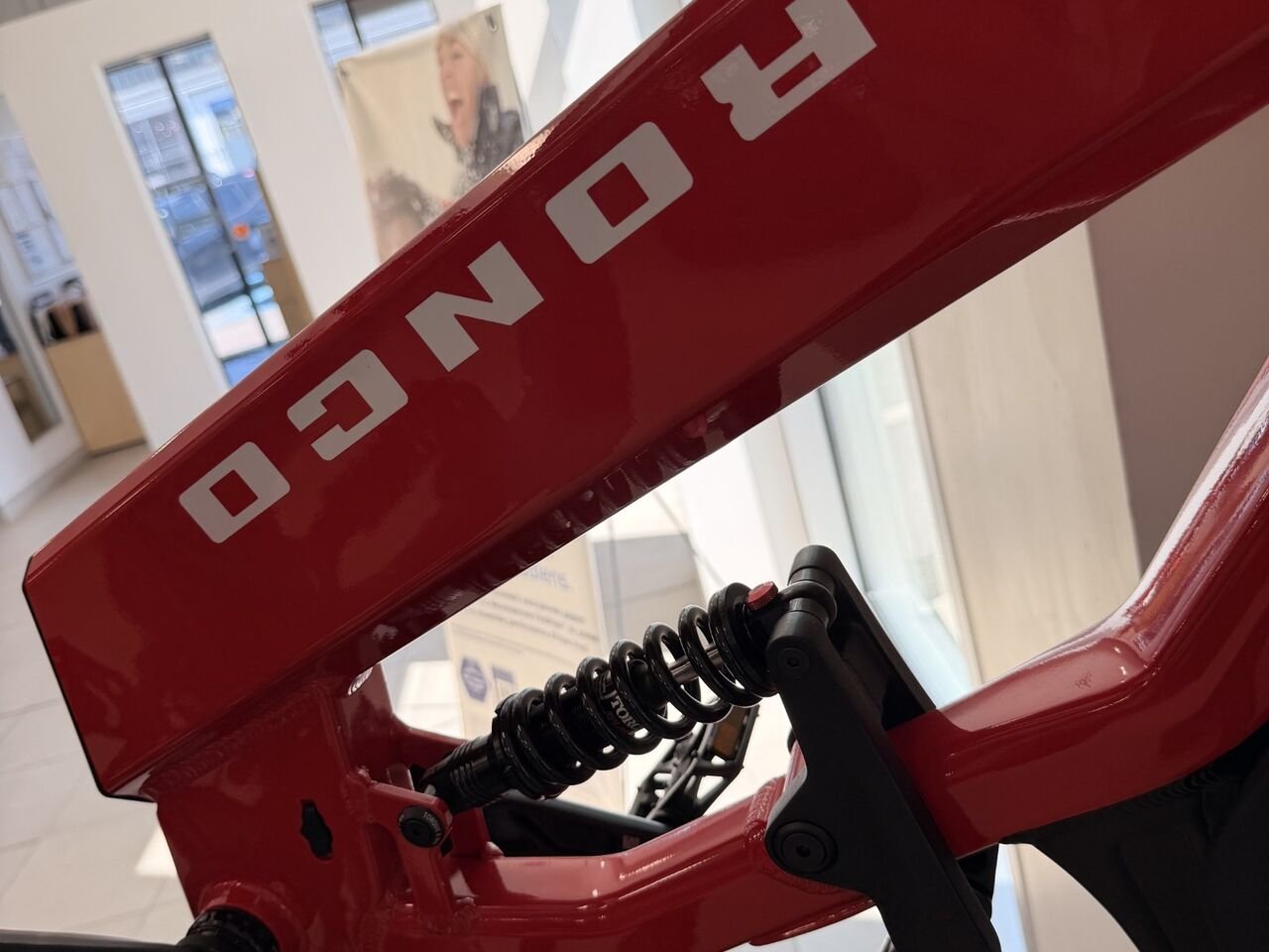 Ford EBIKE BRONCO 2024 Rouge Châteauguay - photo #2