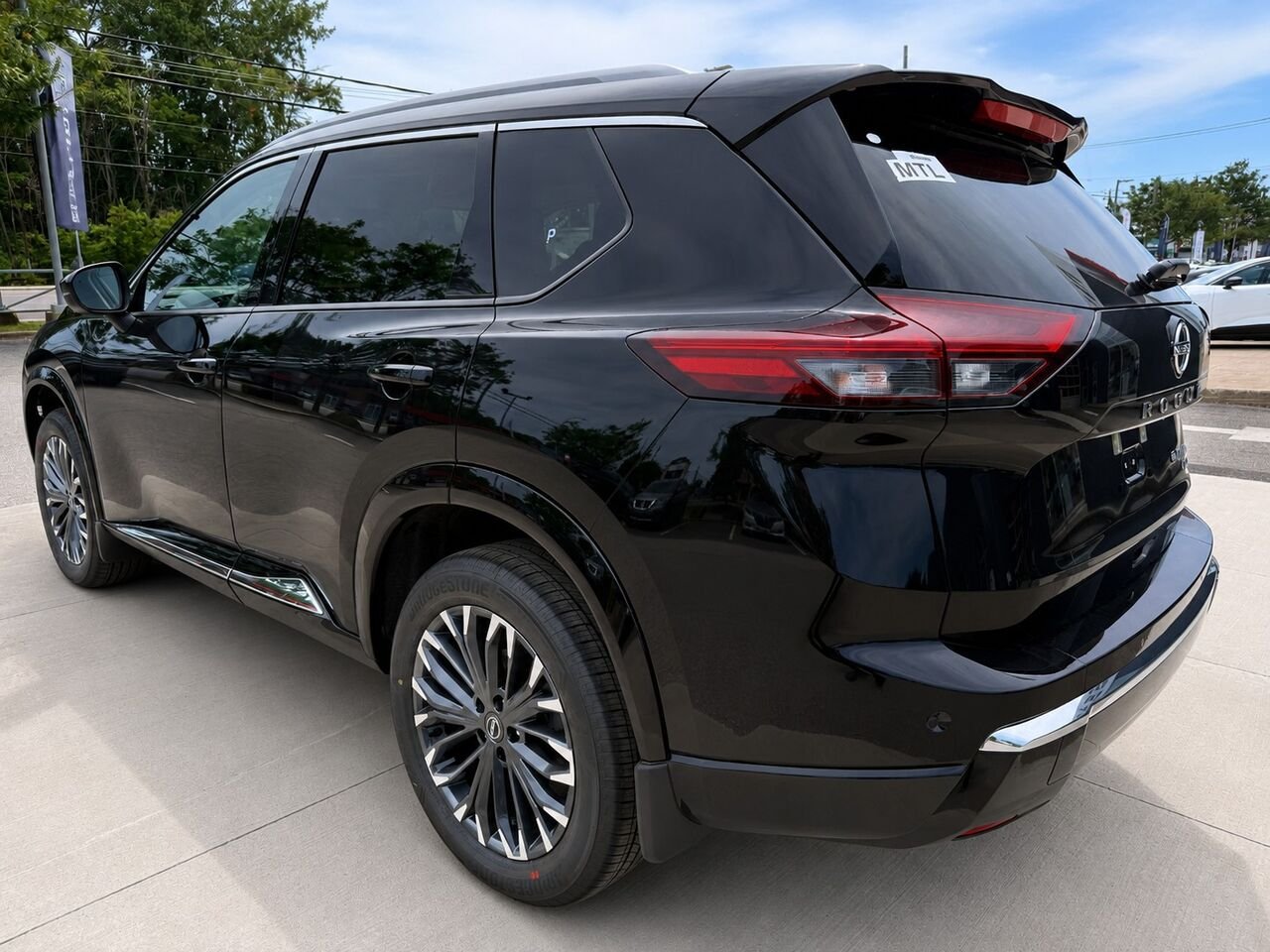 2026 NISSAN Rogue ROGUE PLATINE Super Black Châteauguay - photo #3