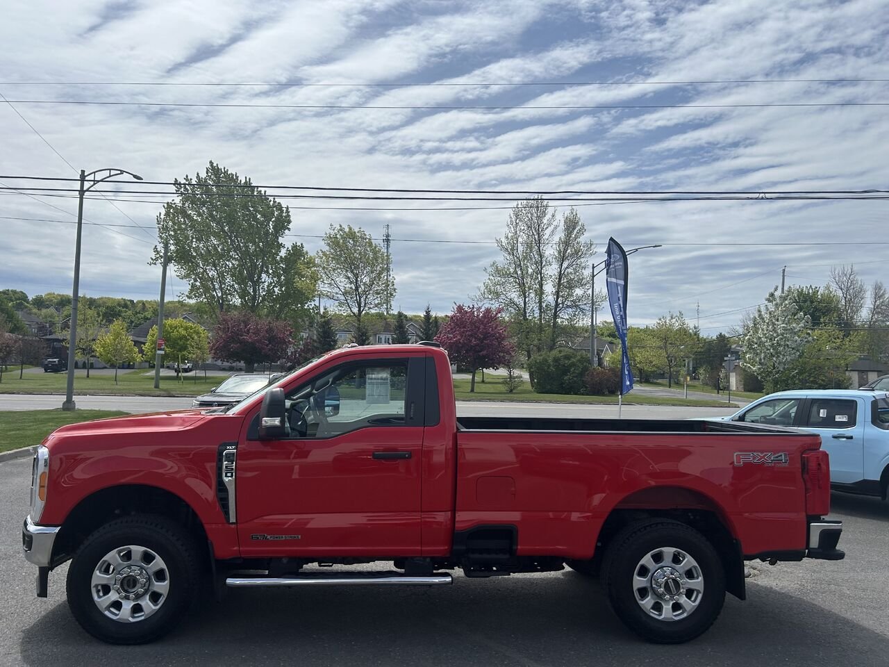 Ford Super Duty F-350 à roues arrière simples 2023 Rouge Montmagny - photo #5
