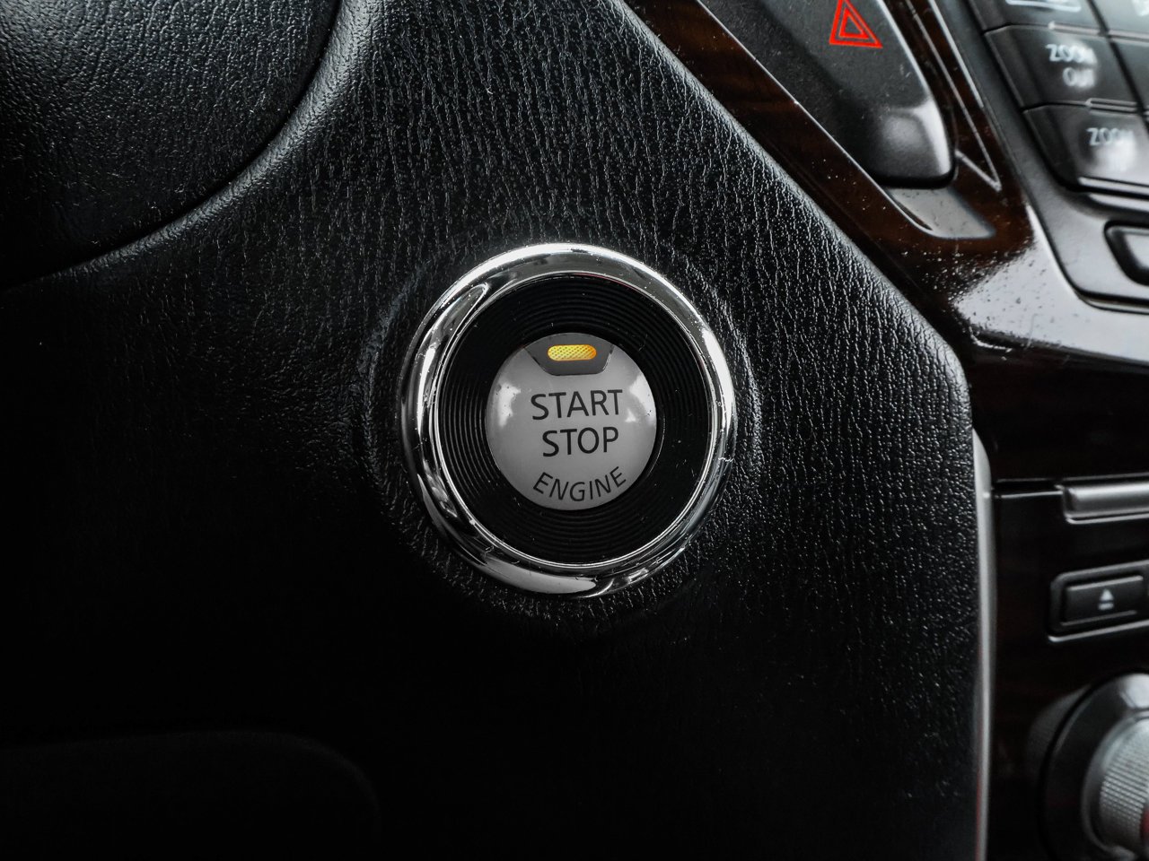 2015 Nissan Pathfinder 4WD 4dr Platinum Grey Sherwood Park - photo #25