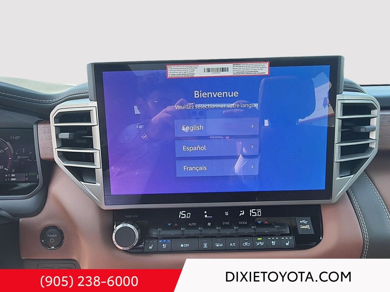 2026 Toyota TUNDRA HYBRID PLATNIUM 1794 EDITION 4WD / CLEAN CARFAX / HEATED AND VENTIALTED SEATS / ALLOY WHEELS / CARPLAY AND ANDROID AUTO White Mississauga - photo #15