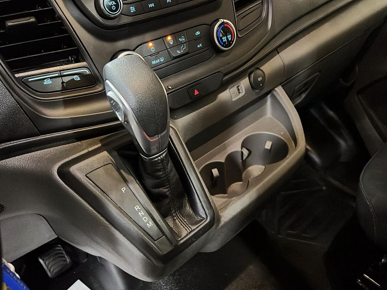 2024 Ford Transit fourgon utilitaire White Québec - photo #14