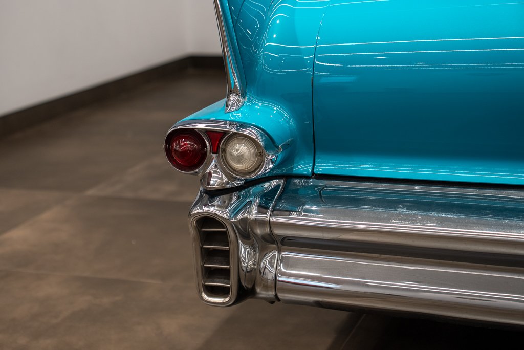 Cadillac Series 62 1958 Bleu Montréal - photo #8