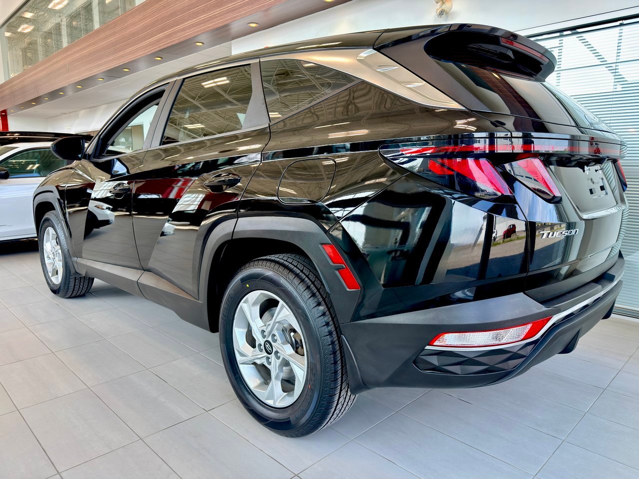 Hyundai Tucson 2022 Noir Notre-Dame-des-Prairies - photo #8