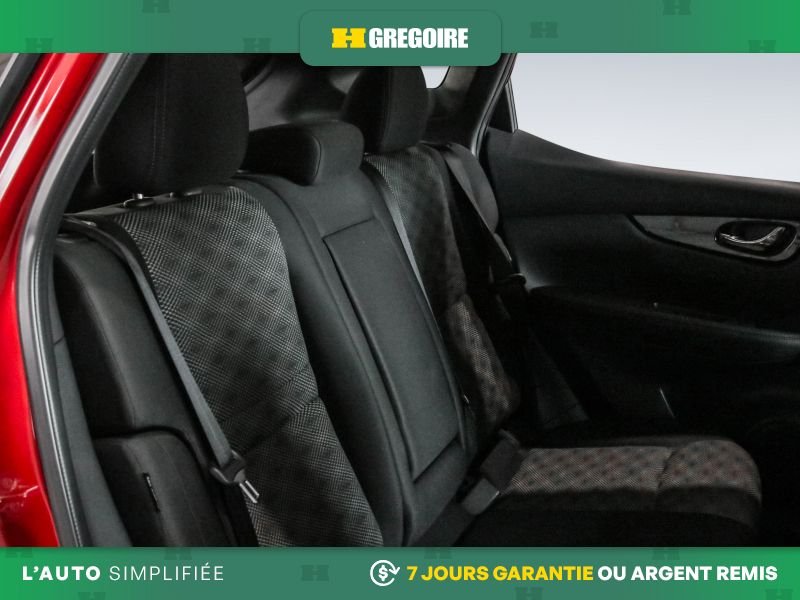 Nissan Qashqai 2021 Rouge Laval - photo #26