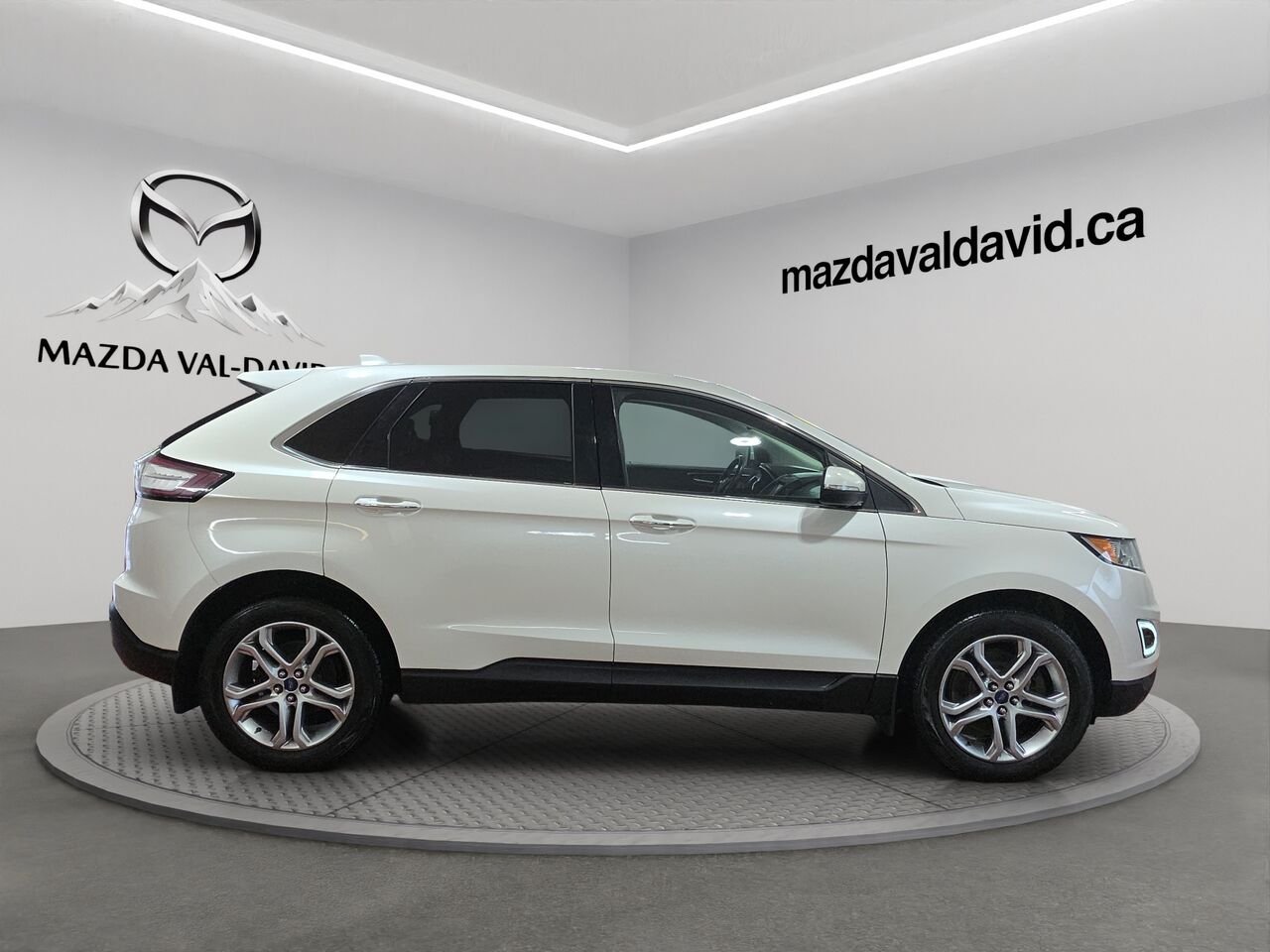 Ford Edge 2016 Blanc Val-David - photo #3