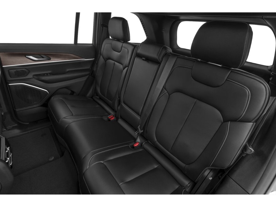 JEEP Grand Cherokee 2026 2026 Couche nacrée cristal noir étincelant
