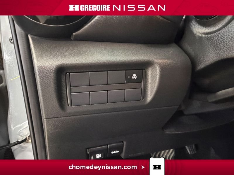2024 Nissan Kicks Grey Blainville - photo #28