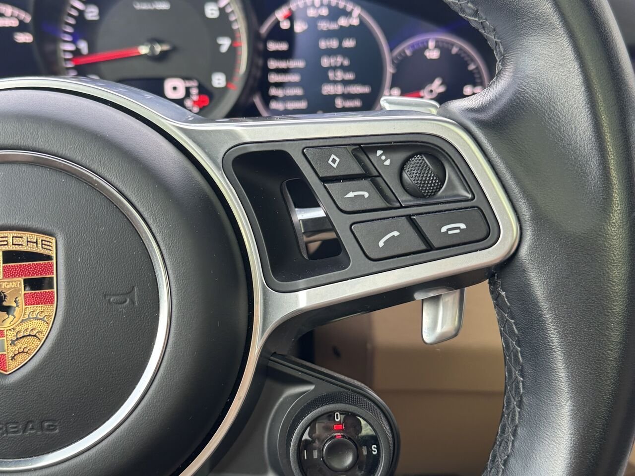 Porsche Cayenne S 2019 Noir Granby - photo #18