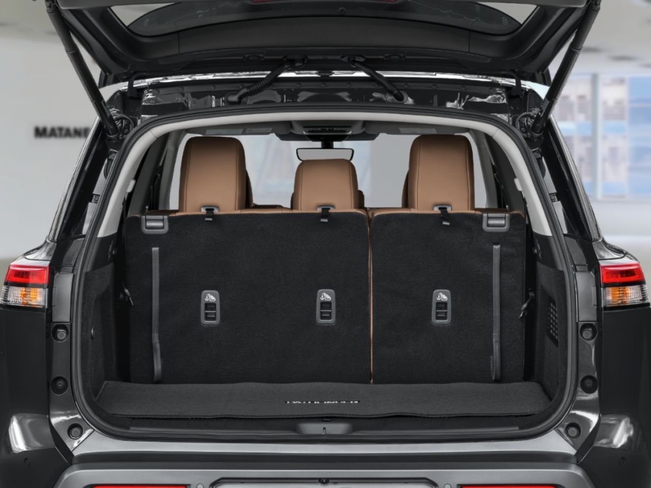 2026 NISSAN Pathfinder Everest While Pearl Tricoat/Super Black Matane - photo #10