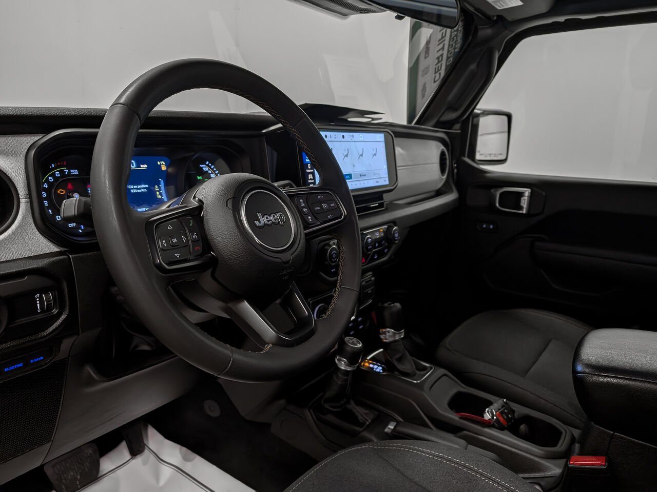 Jeep WRANGLER 2024 JEEP Wrangler4XE 4 door Willys PHEV 2024 Autre Sherbrooke - photo #7