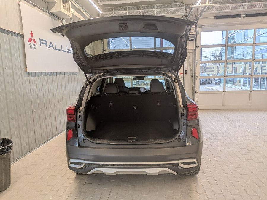2022 Kia Seltos EX AWD Black
