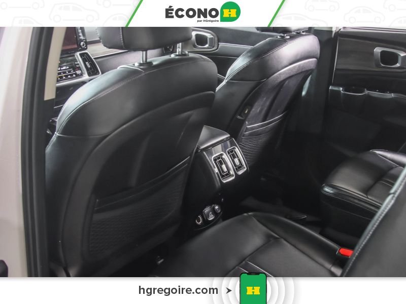 2022 Kia Sorento White Laval - photo #20