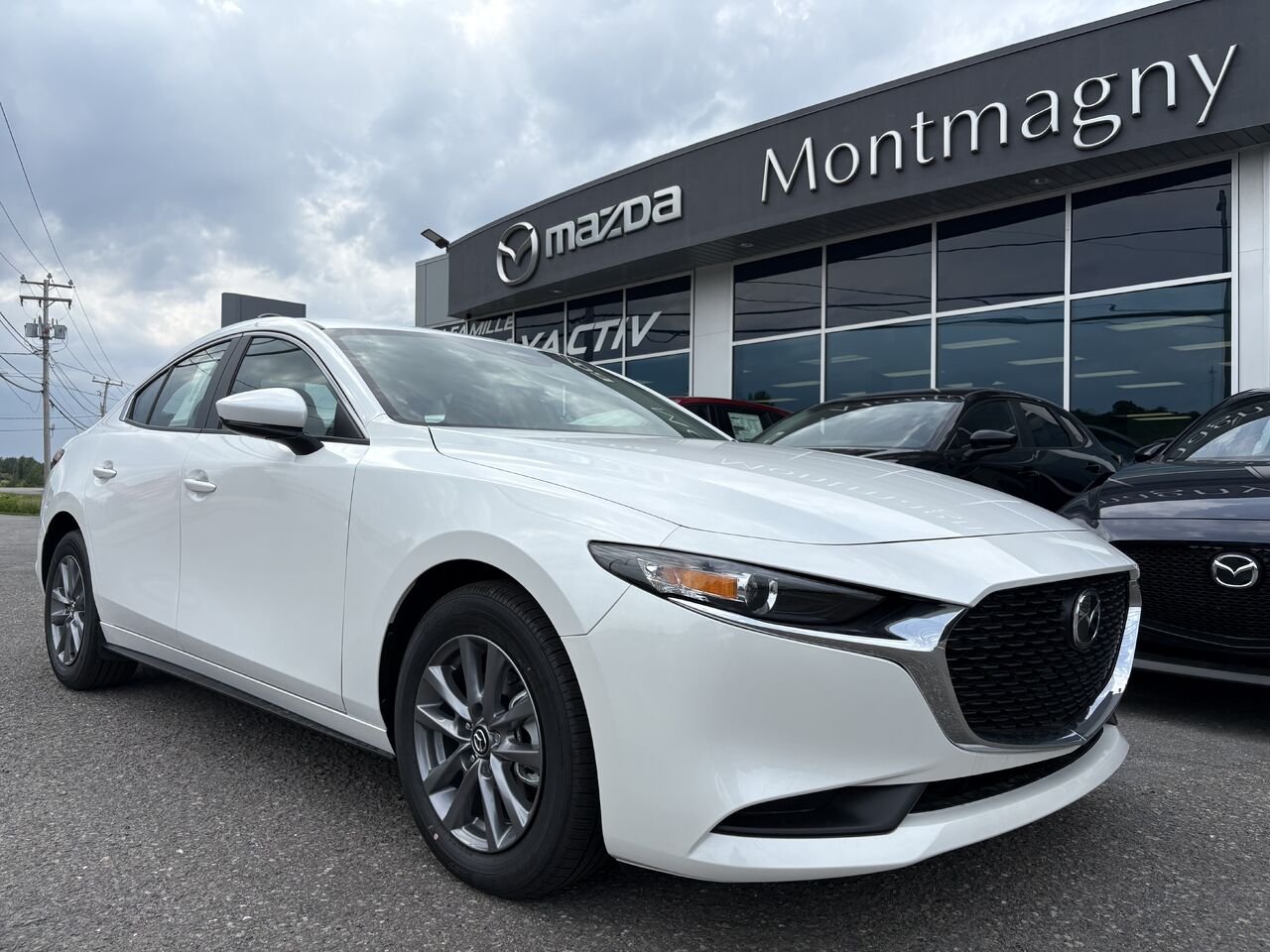 MAZDA Mazda3 GX TA 2026 Blanc neige nacré Montmagny - photo #0