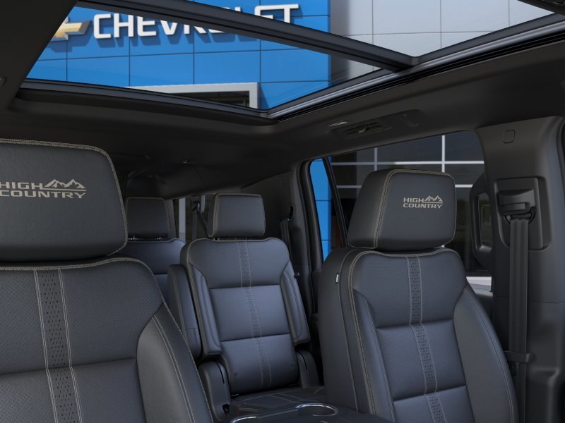 CHEVROLET Suburban High Country 4 portes 4RM 2026 BLANC POLAIRE, TRIPLE COUCHE Sherbrooke - photo #23