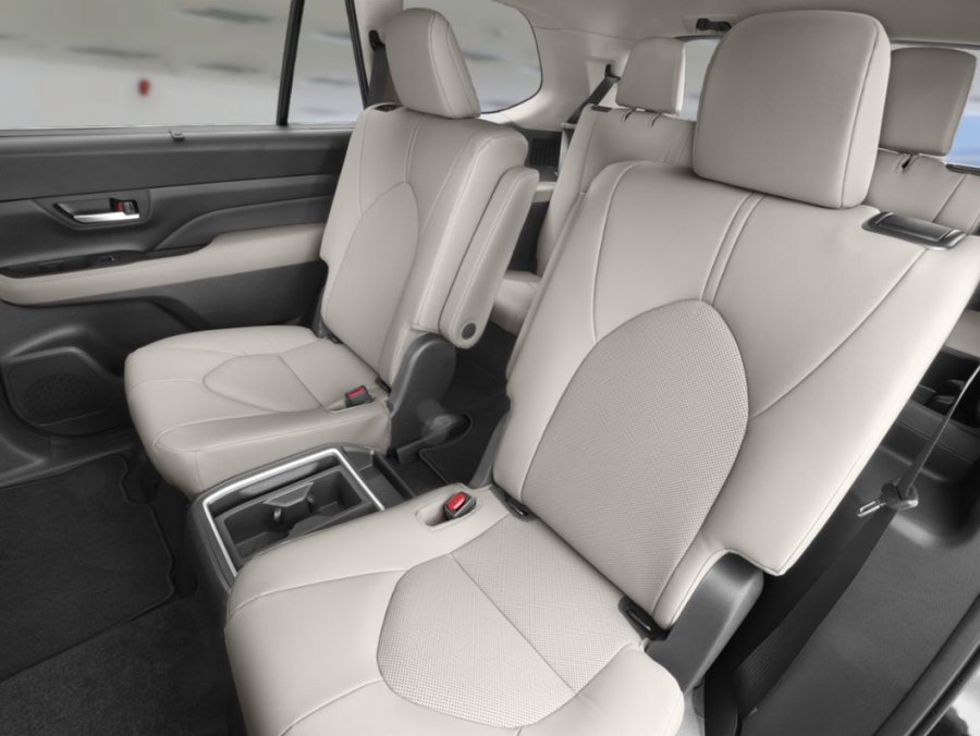 Toyota Grand Highlander 2026 2026 Noir minuit métallisé