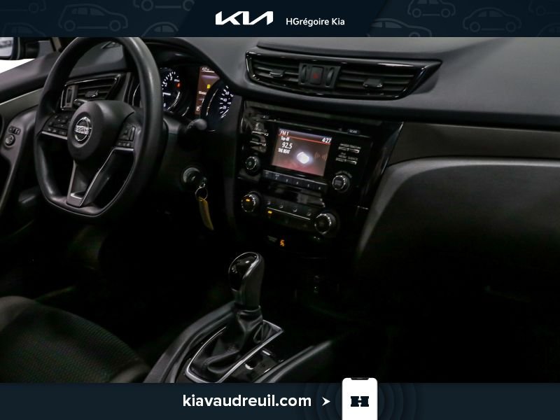 2018 Nissan Qashqai Grey Laval - photo #21