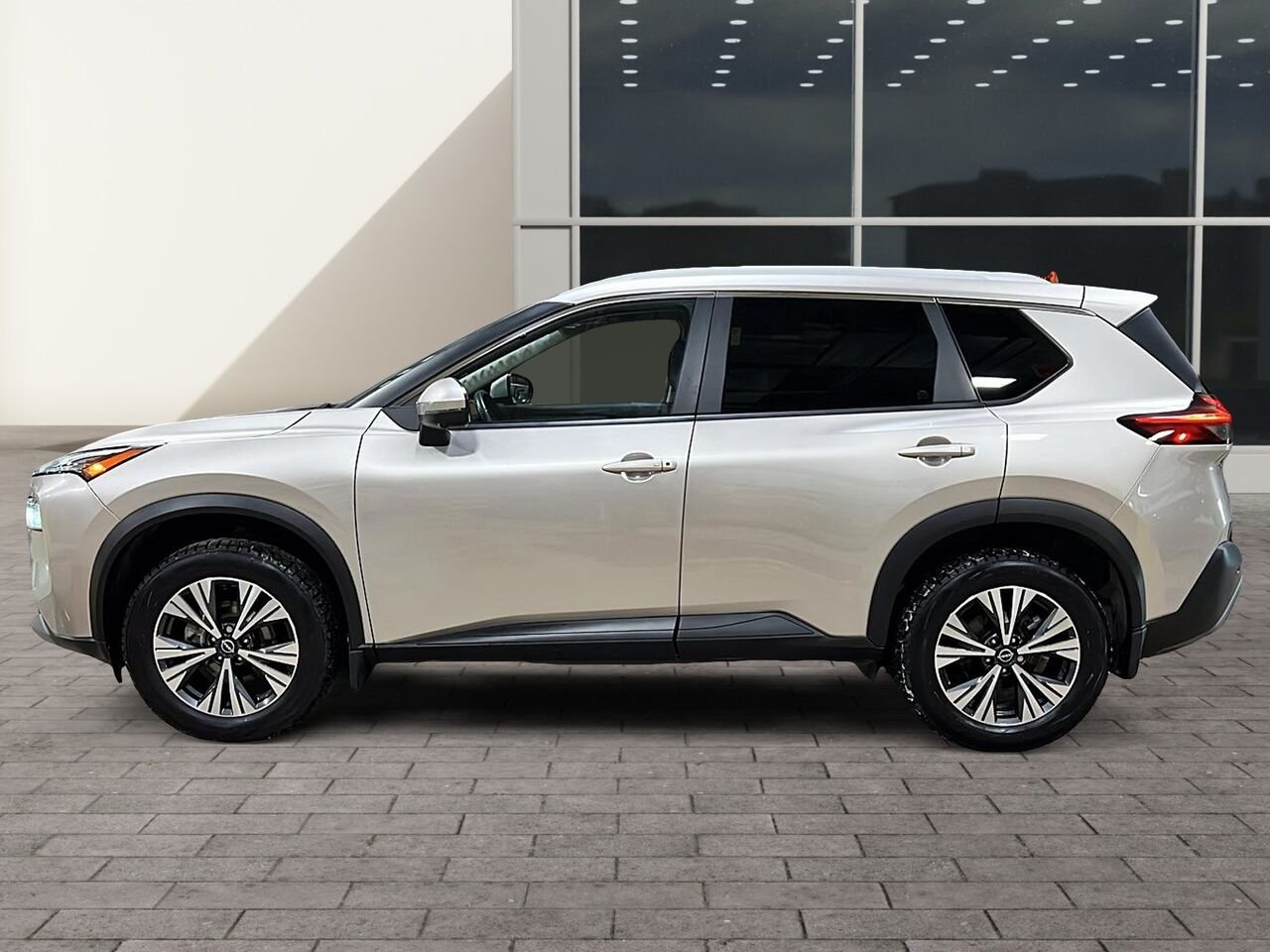 Nissan Rogue 2023 Argent Québec - photo #4