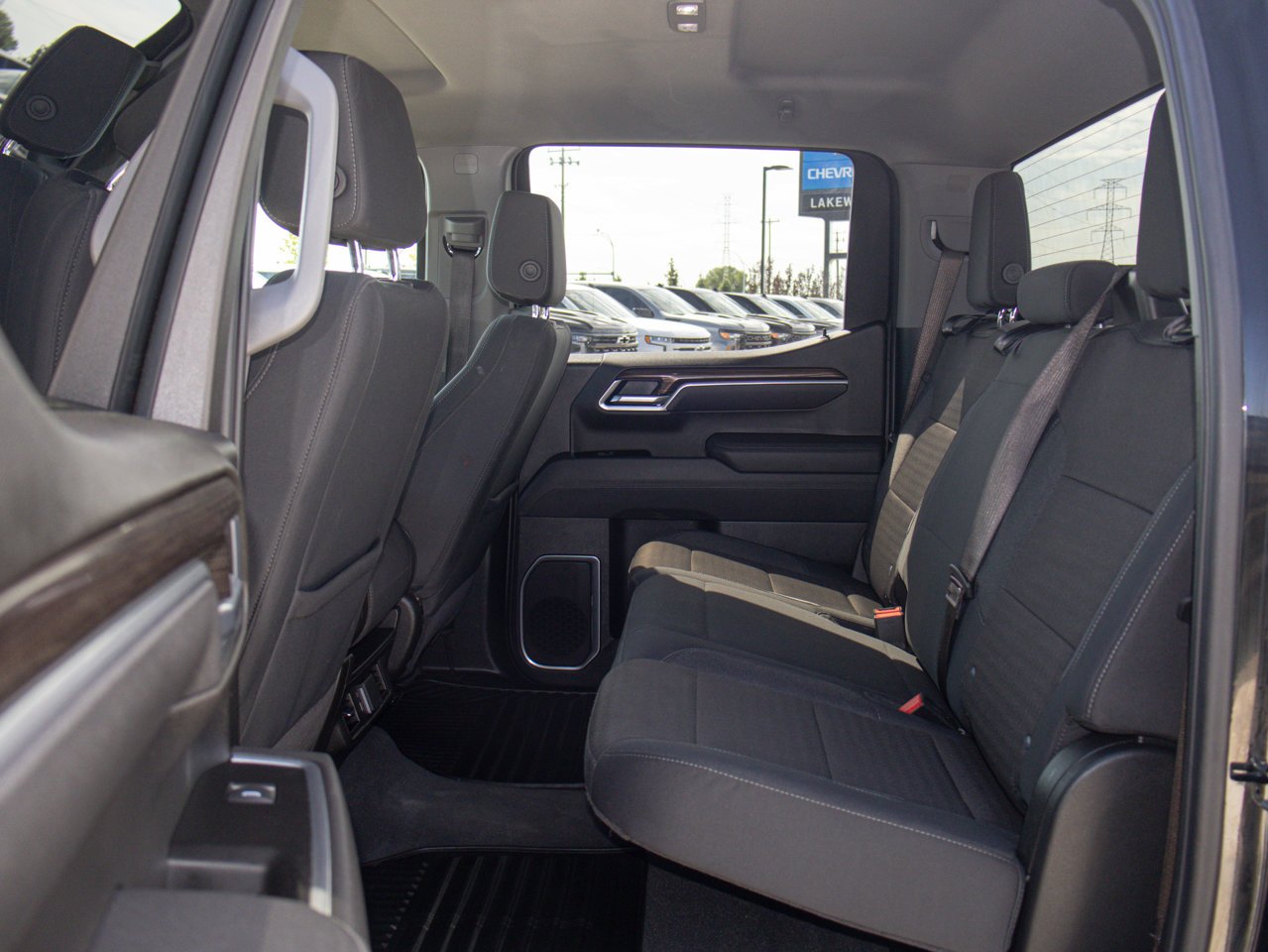 2025 Chevrolet Silverado 1500 4WD Crew Cab 147 LT Black Sherwood Park - photo #30
