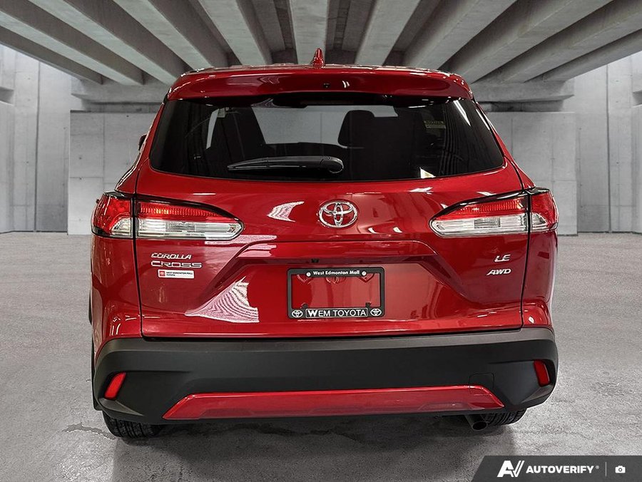 2024 Toyota Corolla Cross 2024 Barcelona Red Metallic