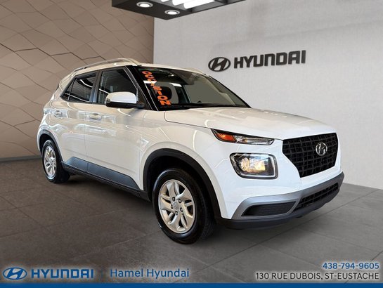 2022 Hyundai Venue 2022 White