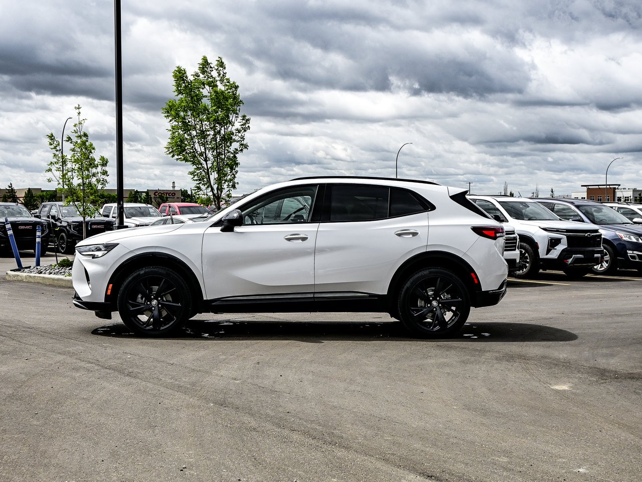 2023 Buick Envision AWD 4dr Essence White Sherwood Park - photo #9