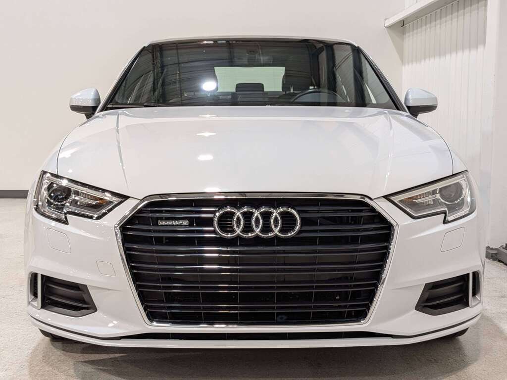 Audi A3 Sedan 2.0 TFSI quattro Komfort 2018 Blanc Val-David - photo #3