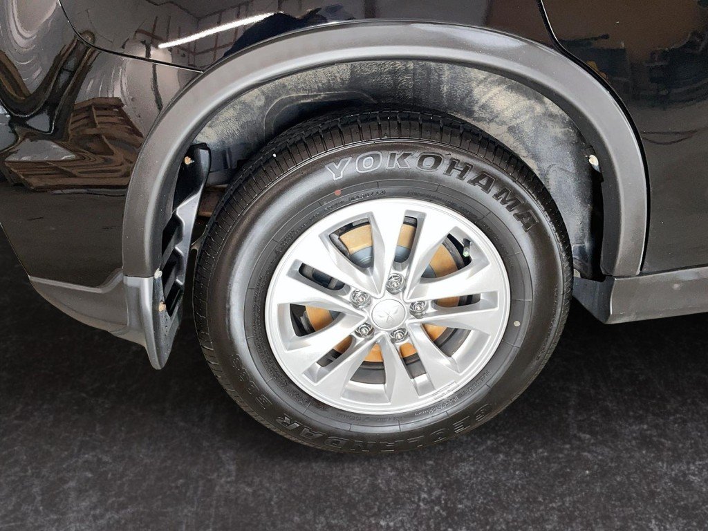 2023 Mitsubishi RVR Black Amos - photo #22