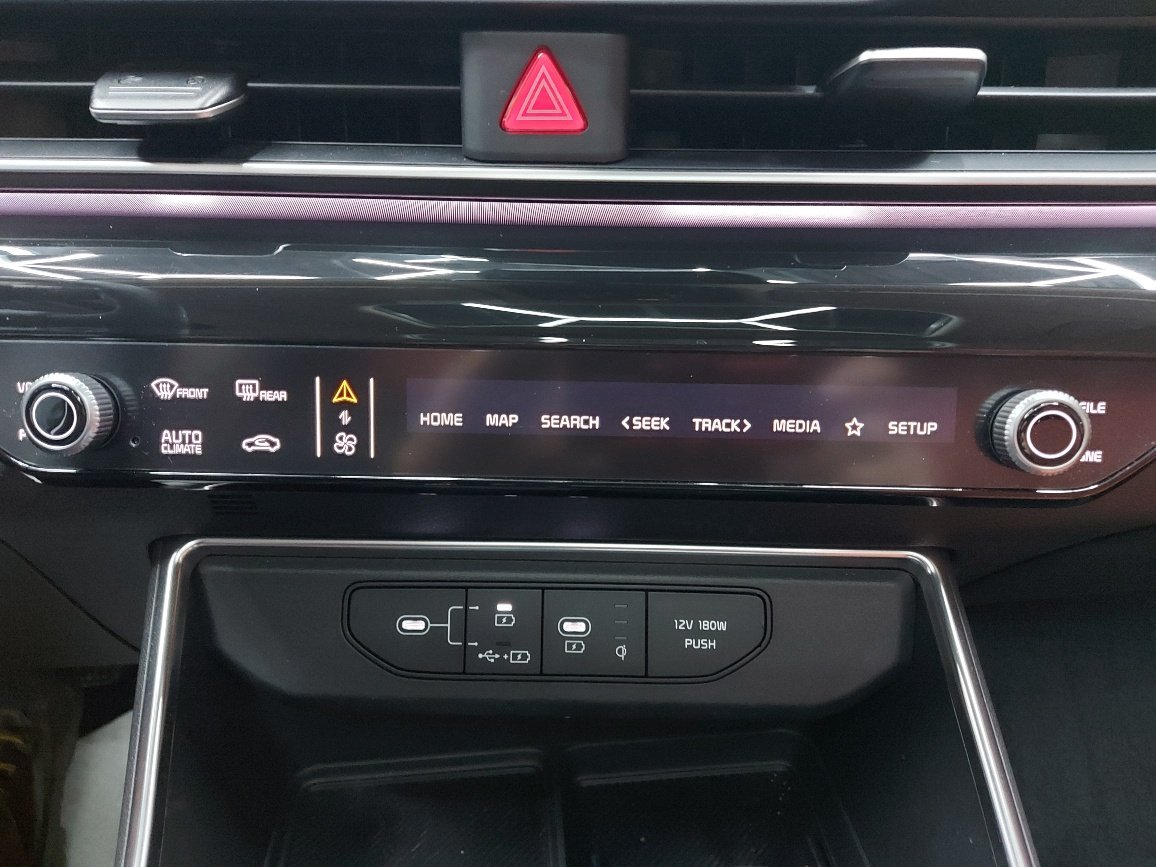 KIA Carnival 2026 Blanc neige nacré Blainville - photo #28