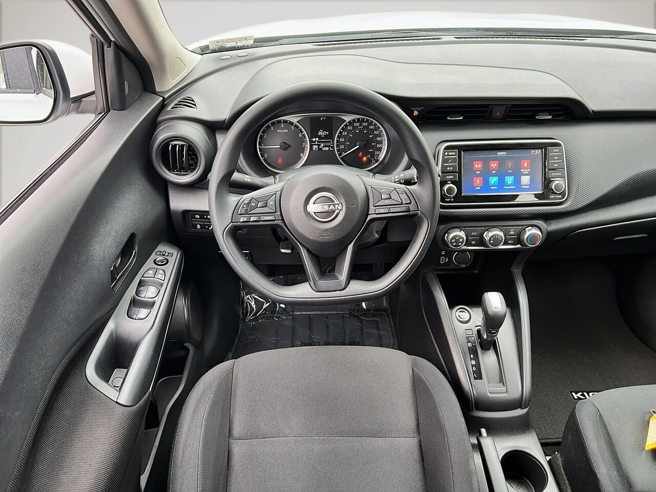 2024 Nissan KICKS S TA White Québec - photo #13