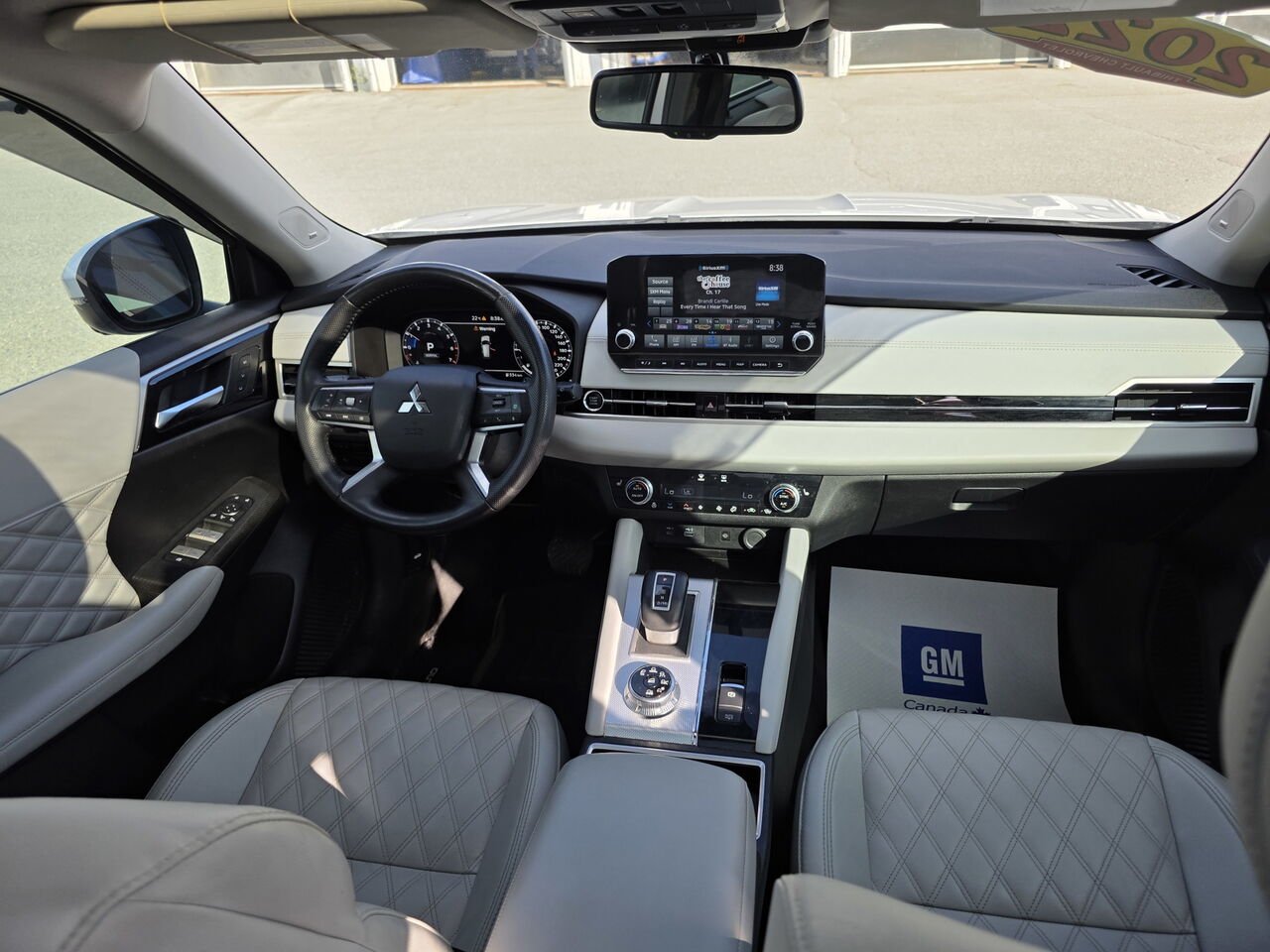 2022 Mitsubishi Outlander GT S-AWC White Rouyn-Noranda - photo #51