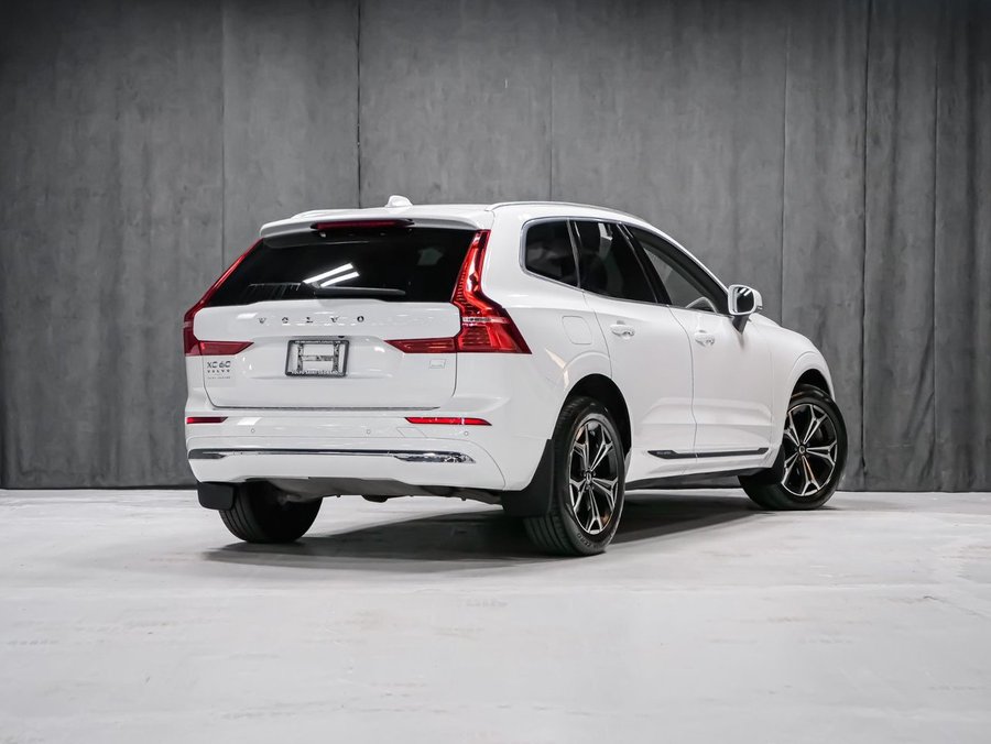 2022 Volvo XC60 Recharge T8 INSCRIPTION EXPRESSION CLIMATE PREMIUM White