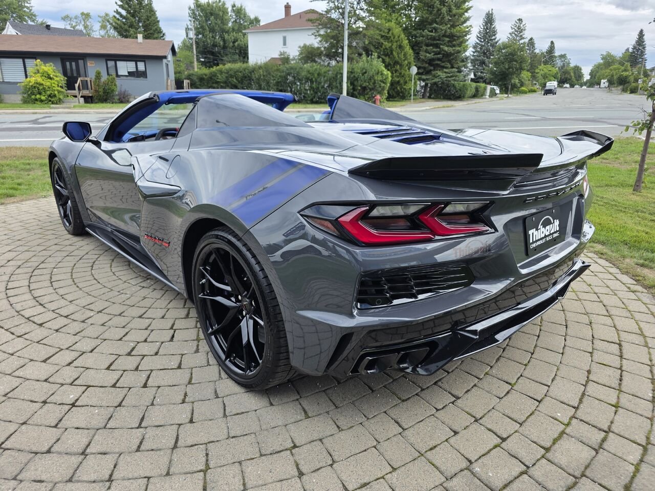 2027 Chevrolet Corvette 3LT Pitch Gray Metallic Rouyn-Noranda - photo #3