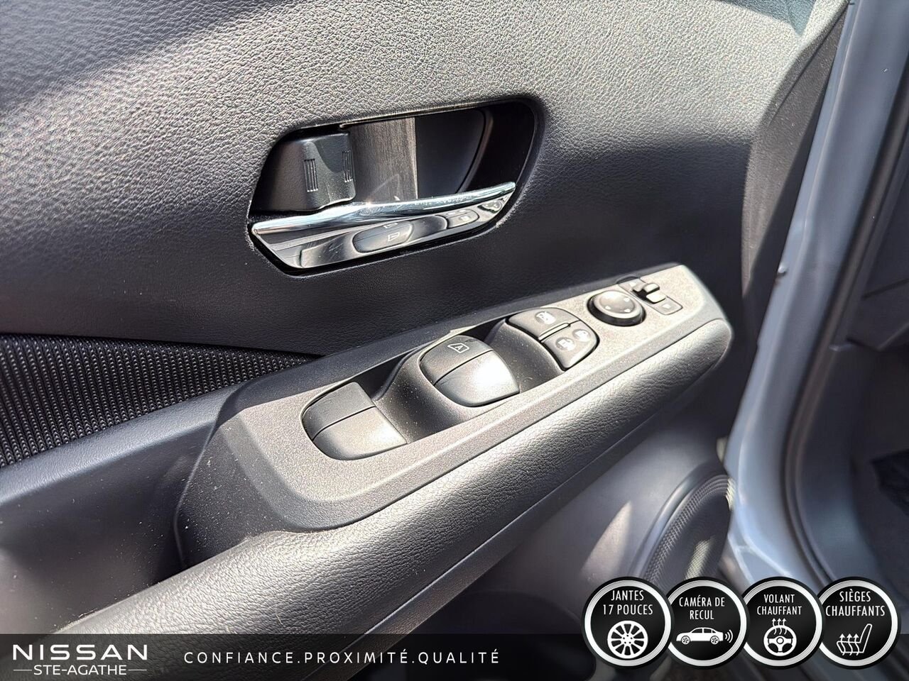 Nissan Kicks 2024 Gris Saint-Jérôme - photo #12