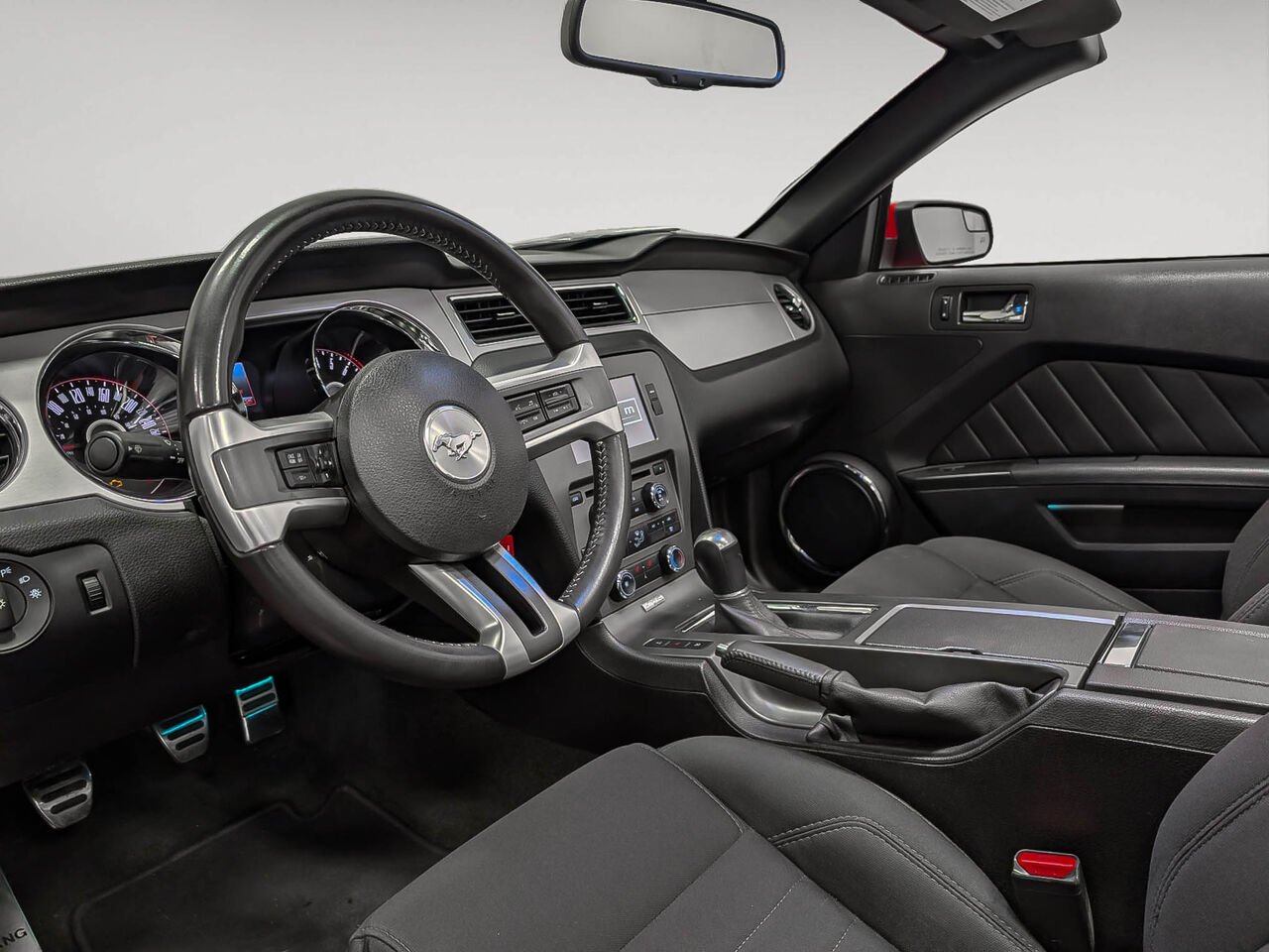 2014 Ford MUSTANG Convertible V6 Premium 1 Propriétaire Manuelle Red Sherbrooke - photo #12
