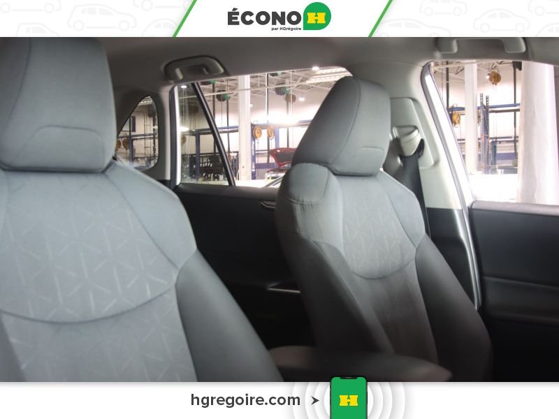 Toyota Rav 4 820743 | LE AWD A/C GR ÉLECT MAGS CAM RECUL BLUETOOTH 2019 Blanc Laval - photo #21