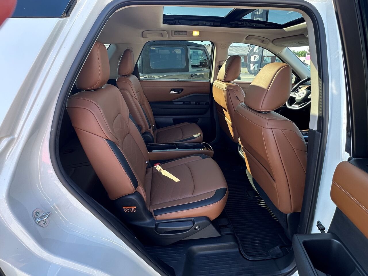 2022 NISSAN PATHFINDER PLATINUM PATHFINDER PLATINUM White Matane - photo #14