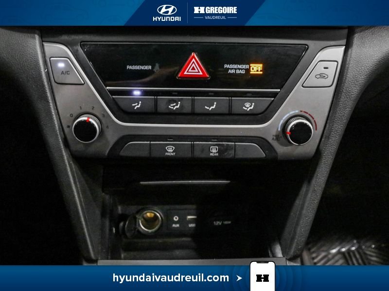 Hyundai Elantra 2017 Argent Laval - photo #25