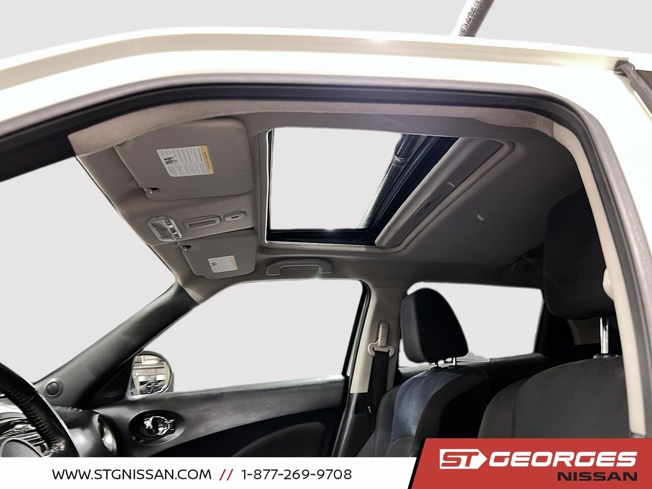 Nissan JUKE 2012 Blanc Saint-Georges - photo #16