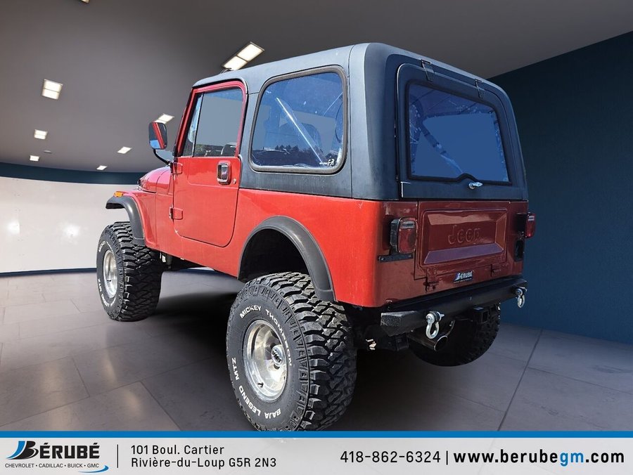 1982 Jeep YJ 1982 Red