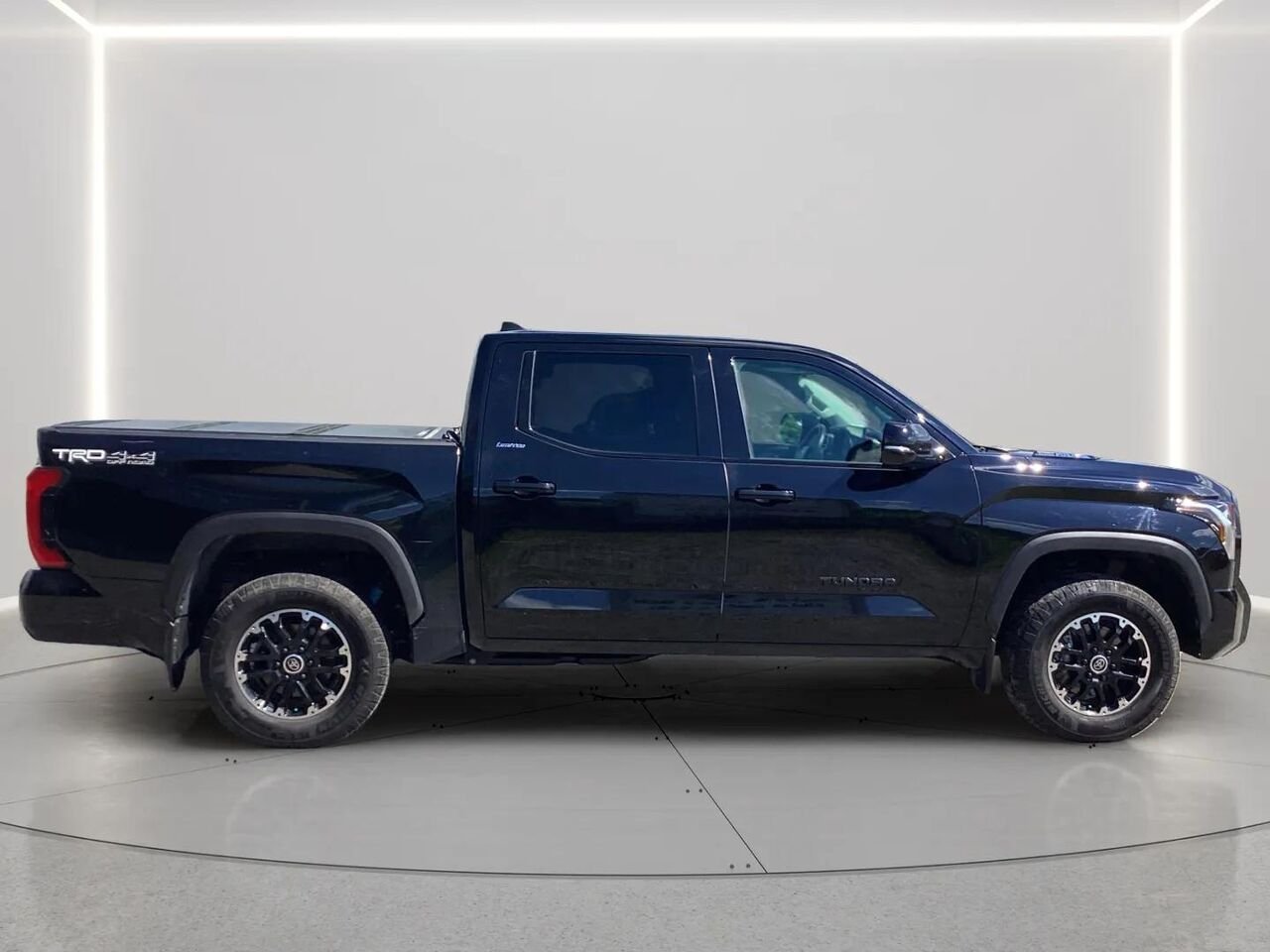 TOYOTA TUNDRA HYBRIDE CREWMAX LIMITED 2024 Noir Gatineau - photo #5