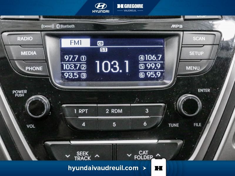 2016 Hyundai Elantra White Laval - photo #24