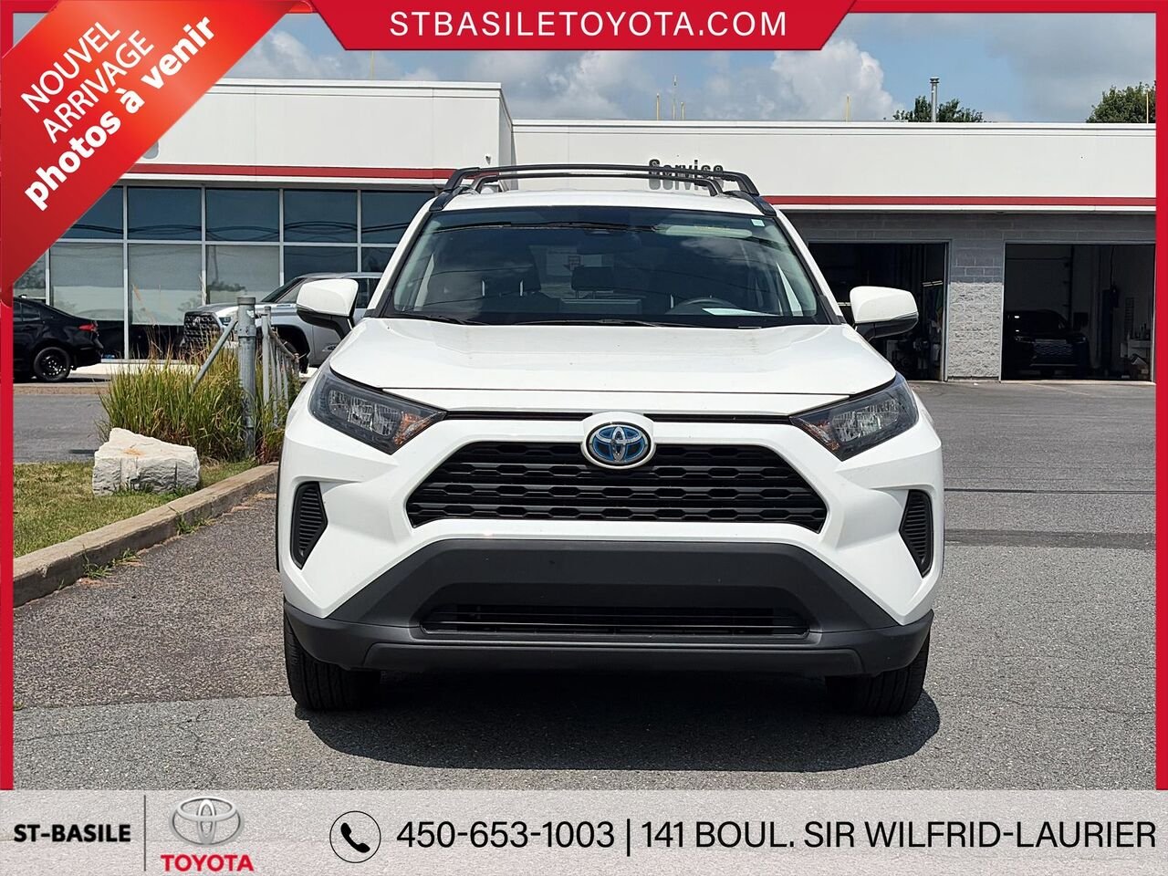 TOYOTA RAV4 Hybride 2023 Blanc Saint-Basile-le-Grand - photo #4