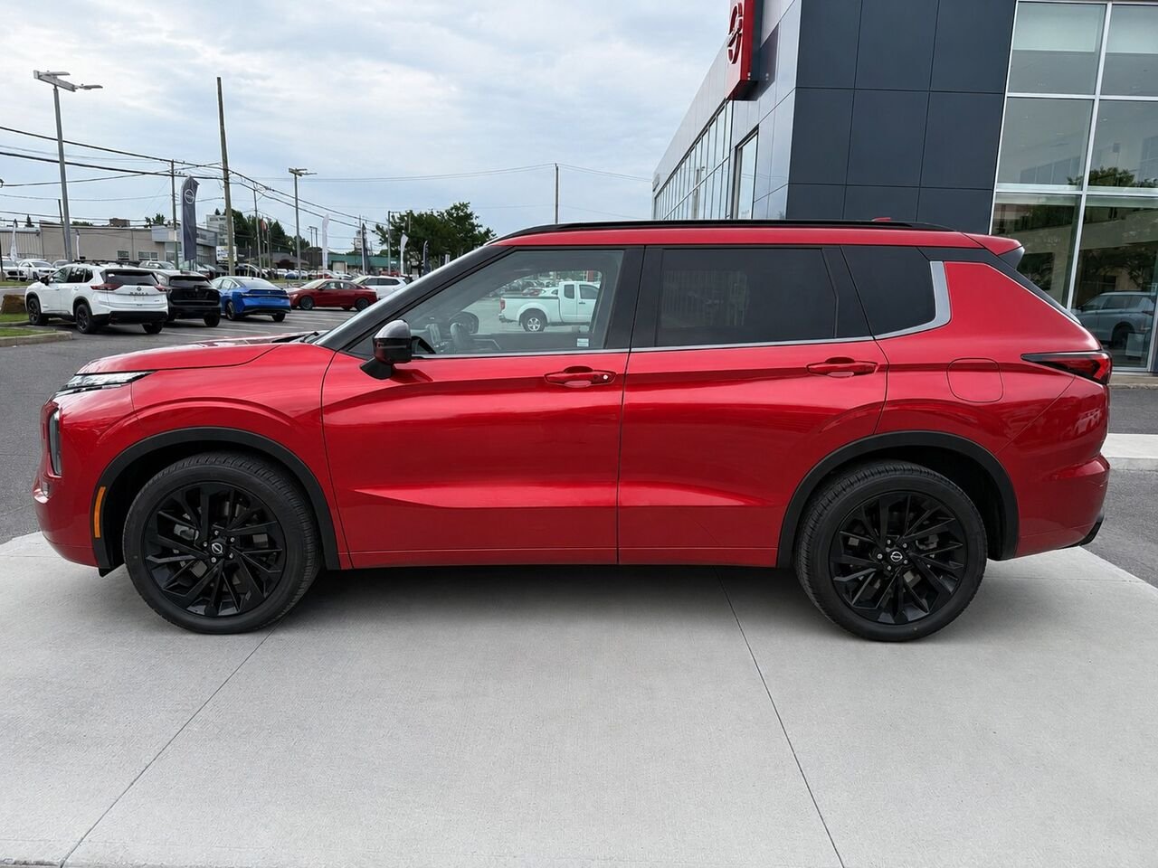 2026 NISSAN Rogue Plug-In Hybrid ROGUE PHEV PLATINE Royal Red Châteauguay - photo #1