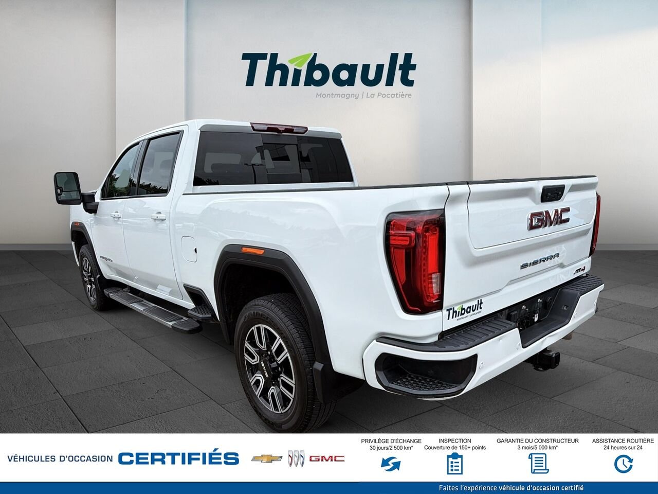 GMC SIERRA K25 AT4 cabine multiplace 4RM 159 po 2023 Blanc Montmagny - photo #3
