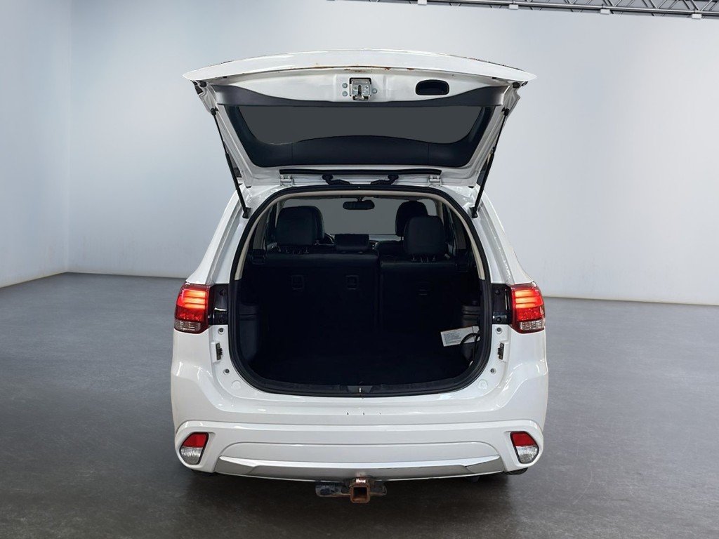 Mitsubishi Outlander PHEV 2018 Blanc Amos - photo #21