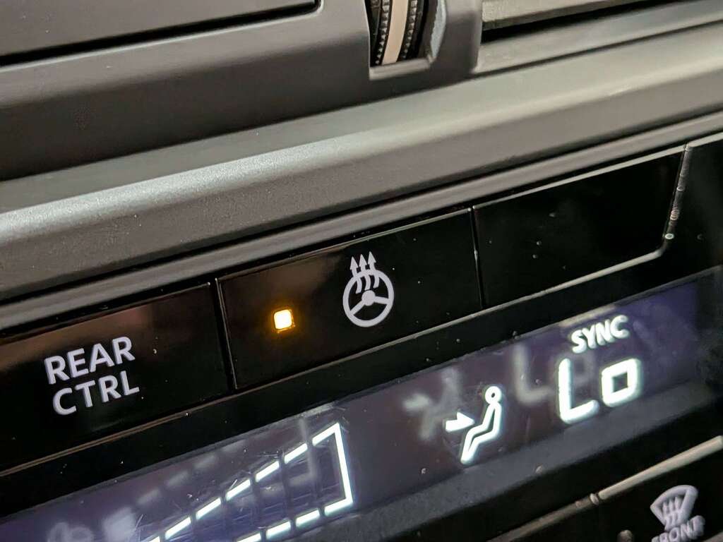 2024 Nissan Pathfinder S 4WD Grey Val-David - photo #15
