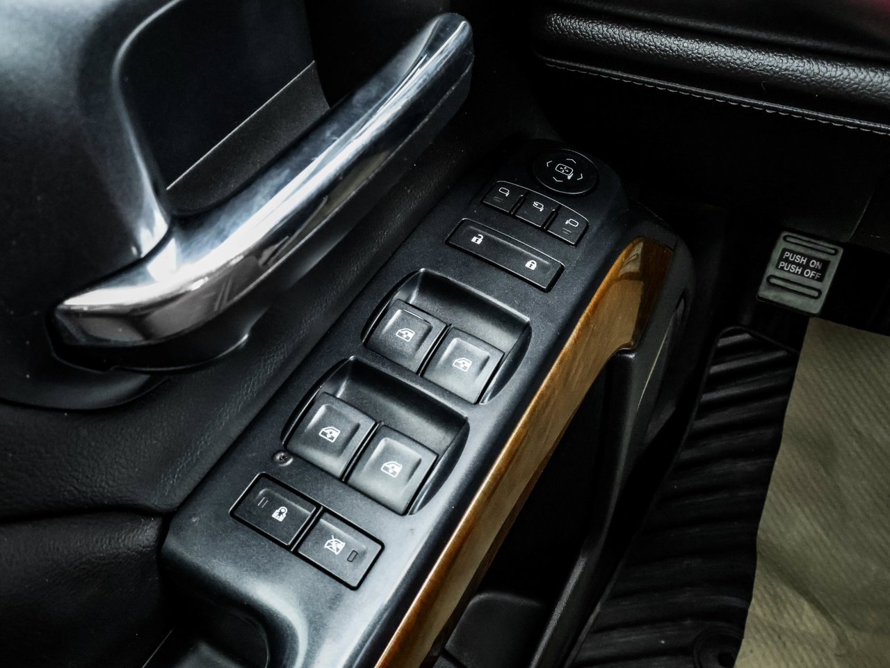 2018 Chevrolet Silverado 1500 4WD Crew Cab 143.5 LTZ w/2LZ Grey Sherwood Park - photo #18
